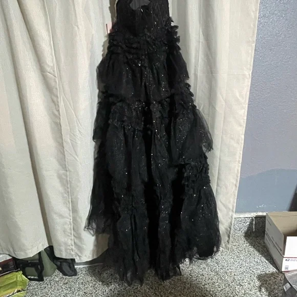 Beautiful NWT Black size 2 Prom Dress! - Picture 5 of 14